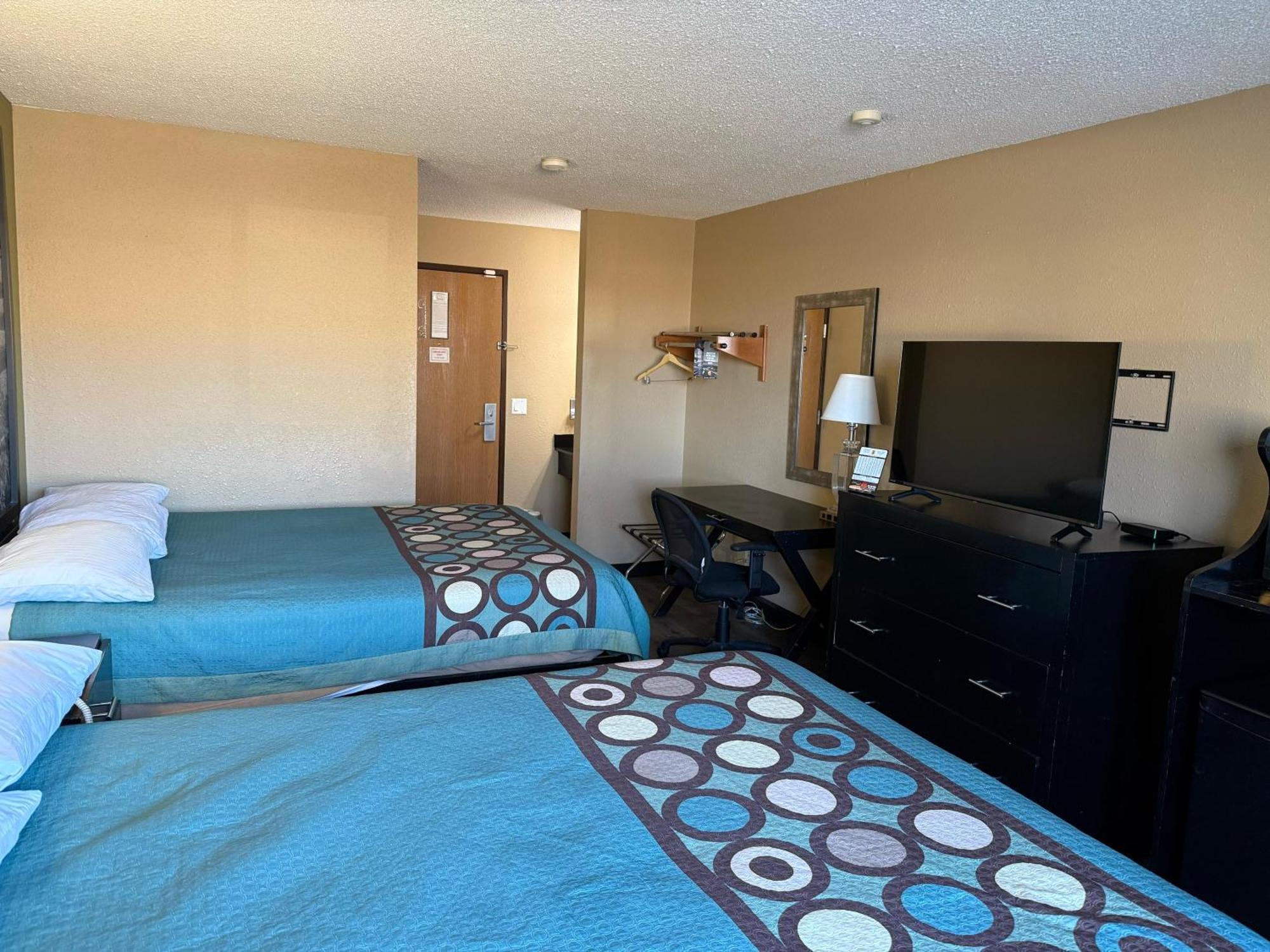 Super 8 By Wyndham Mendota I-39 Ξενοδοχείο Εξωτερικό φωτογραφία